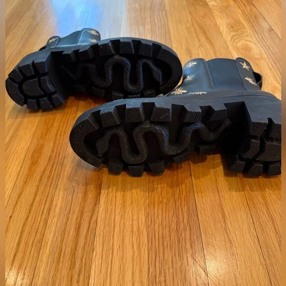 Embellished Gucci Combat Boots - Picture 6 of 7